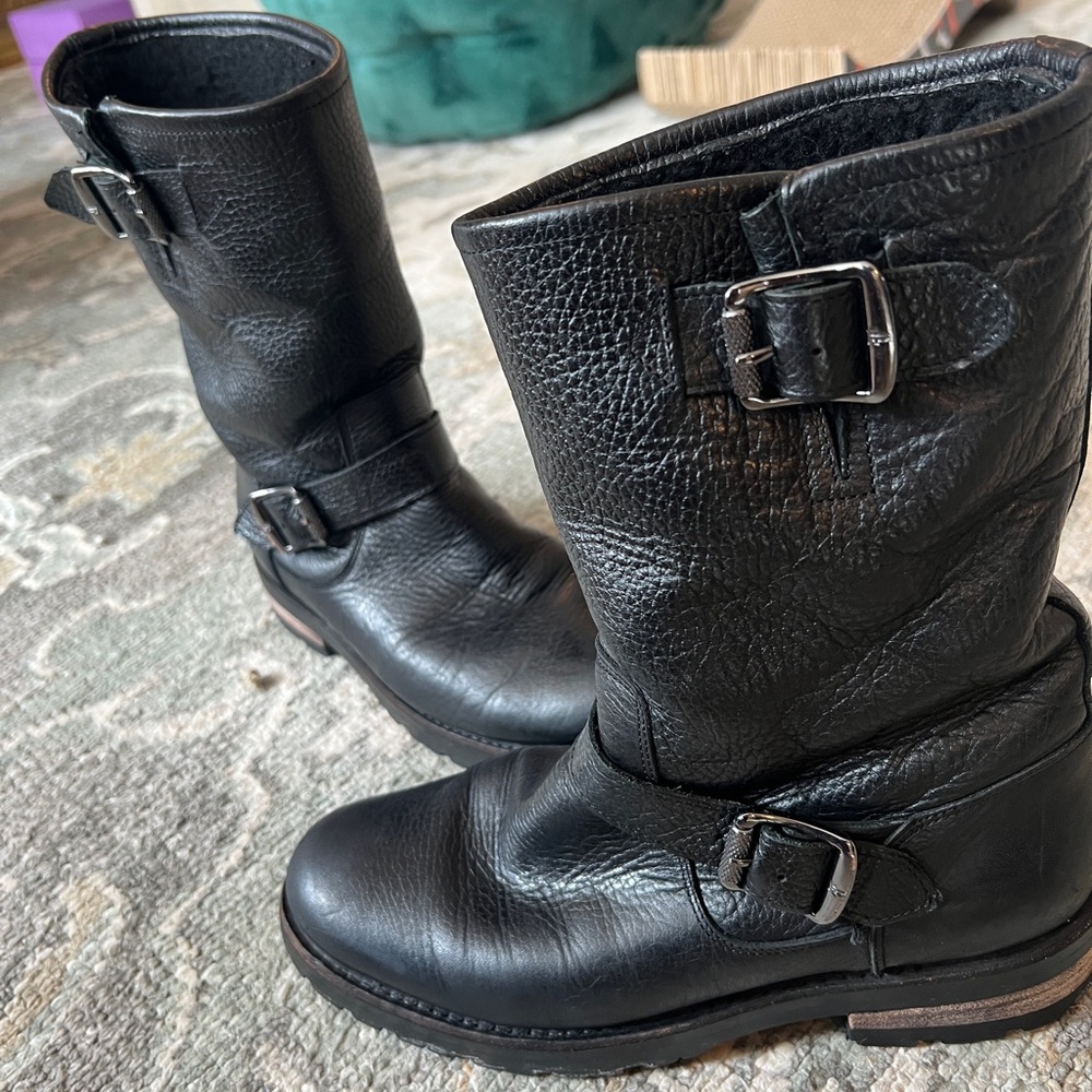 Frye Veronica Sherpa moto boots